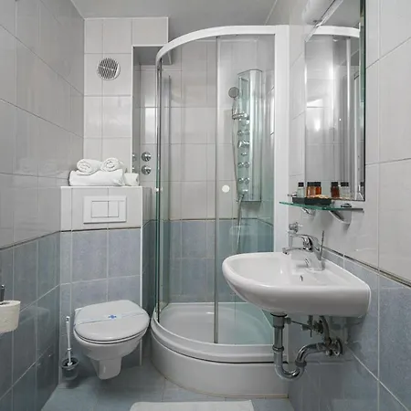 Sidro ベッド・アンド・ブレックファスト ヴォディツェ