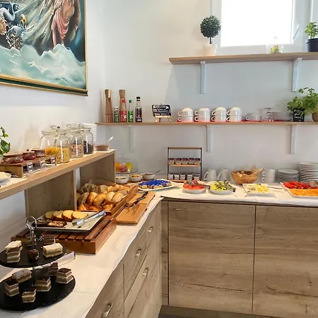 Alojamento de Acomodação e Pequeno-almoço Sidro 4*
