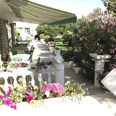 Sidro Bed and breakfast