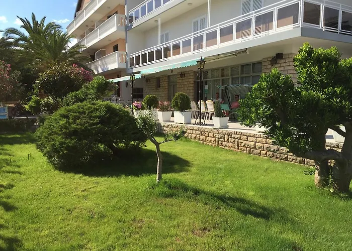 Sidro فندق مبيت وإفطار 4*